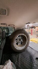 Кронштейн запасного колеса в багажник Toyota Land Cruiser 200 - Зображення 8