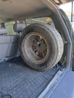 Кронштейн запасного колеса в багажник Lexus LX470 - Зображення 3