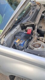 Кріплення на акумулятор для додаткових реле і запобіжників - Зображення 7