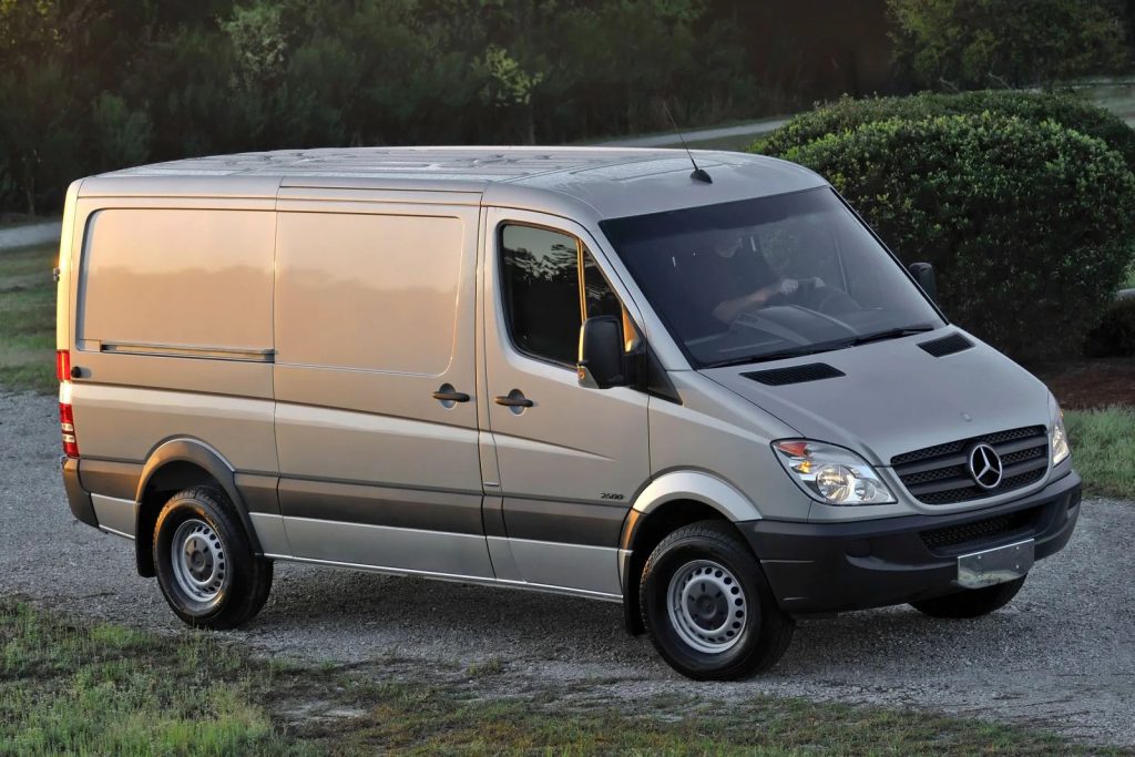 Sprinter First Gen (1995-2006)