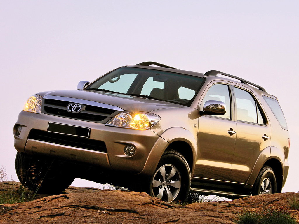 Fortuner G1 (2005-2015)
